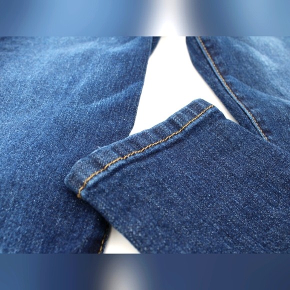 Two Junior/Womens Jeans Blue (Sz 3/26) - Picture 6 of 7
